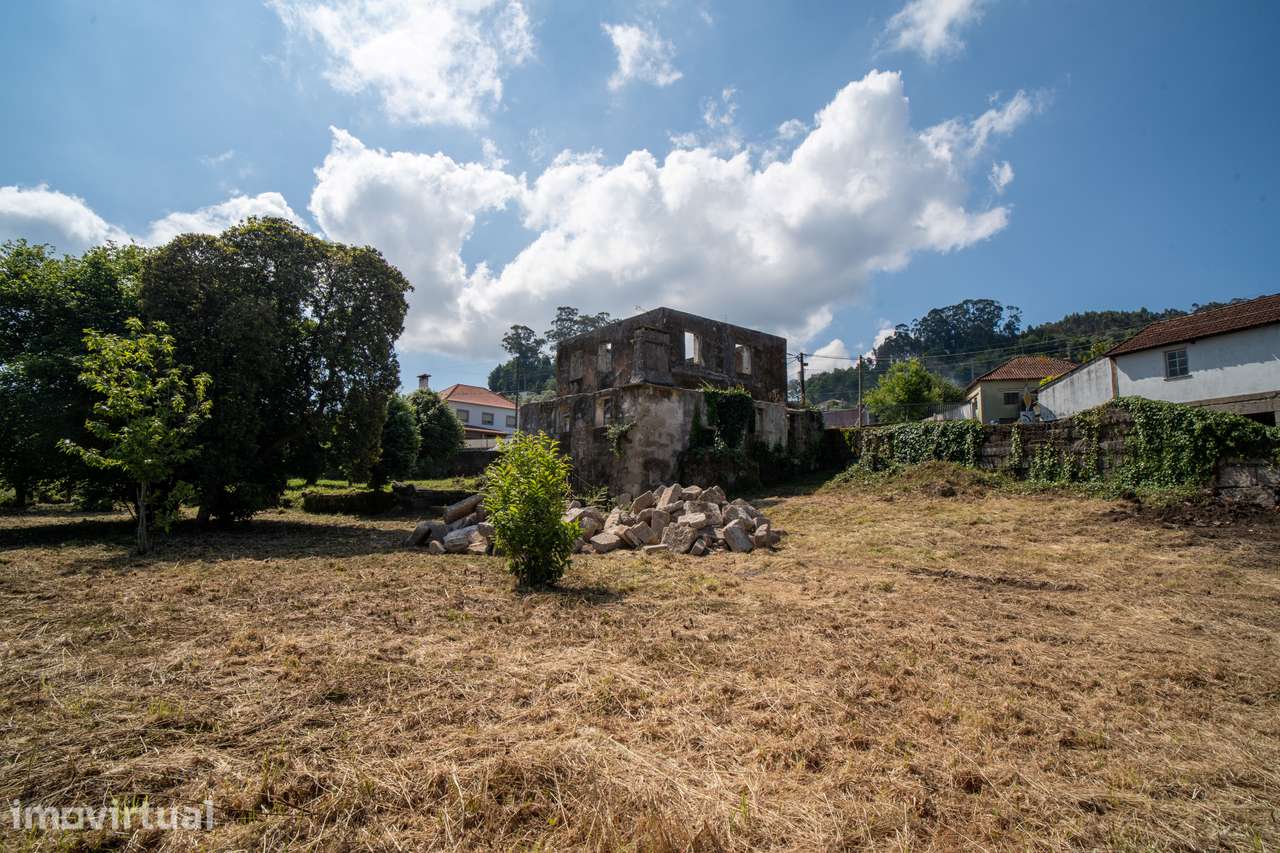 Terreno 6.362 m² | Projeto 7 Moradias c/ Piscina | Durrães · Barcelos - Grande imagem: 3/7