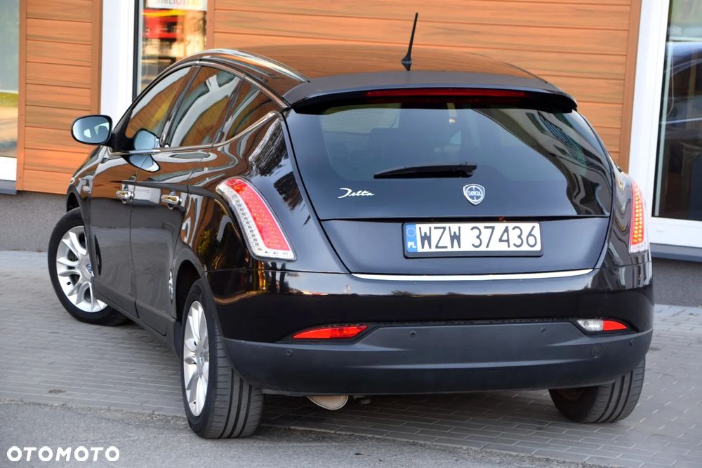 Lancia Delta 1.4 T-Jet 16v Oro - 9