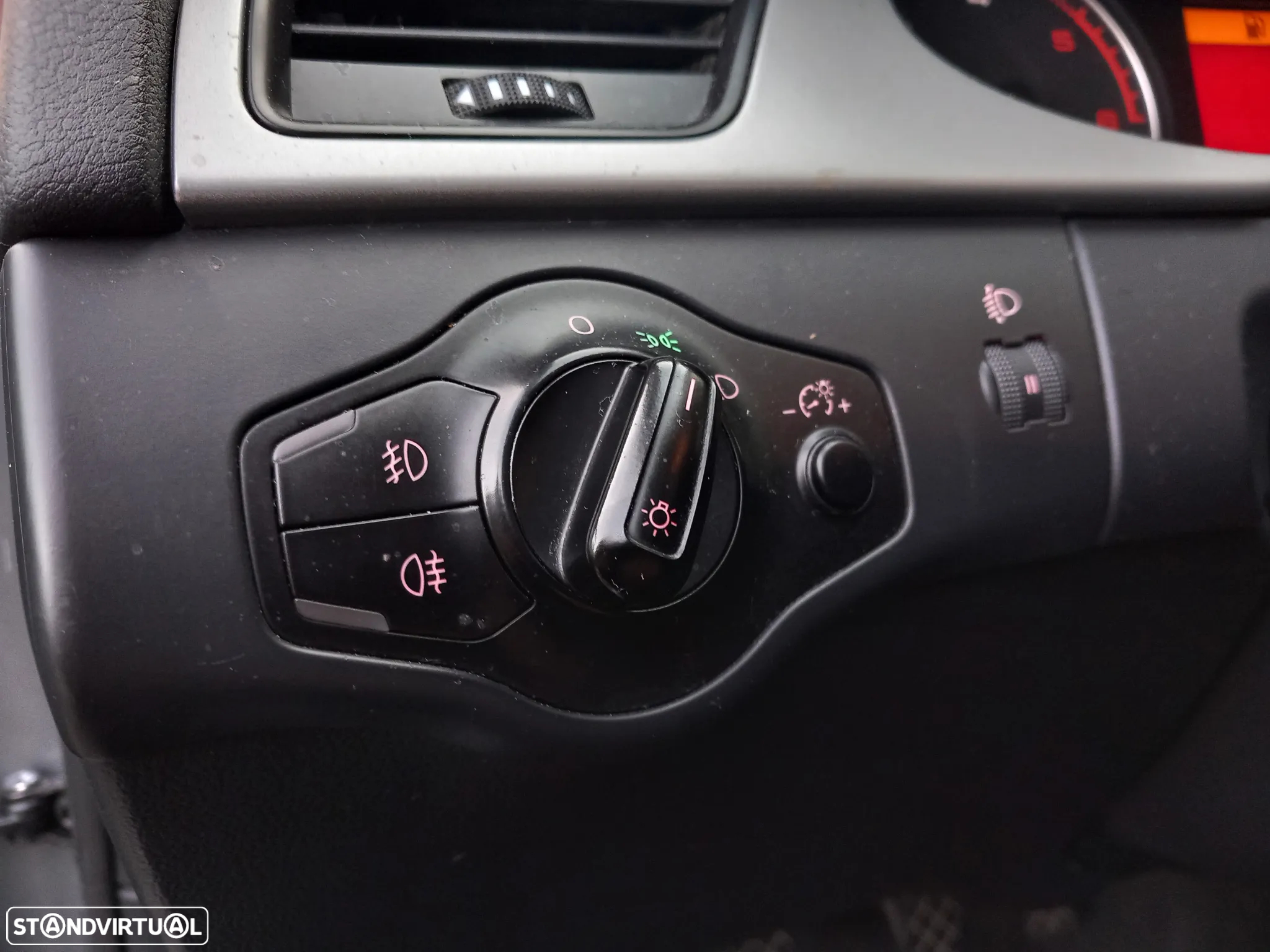 Audi A4 Avant 2.0 TDI Sport - 17