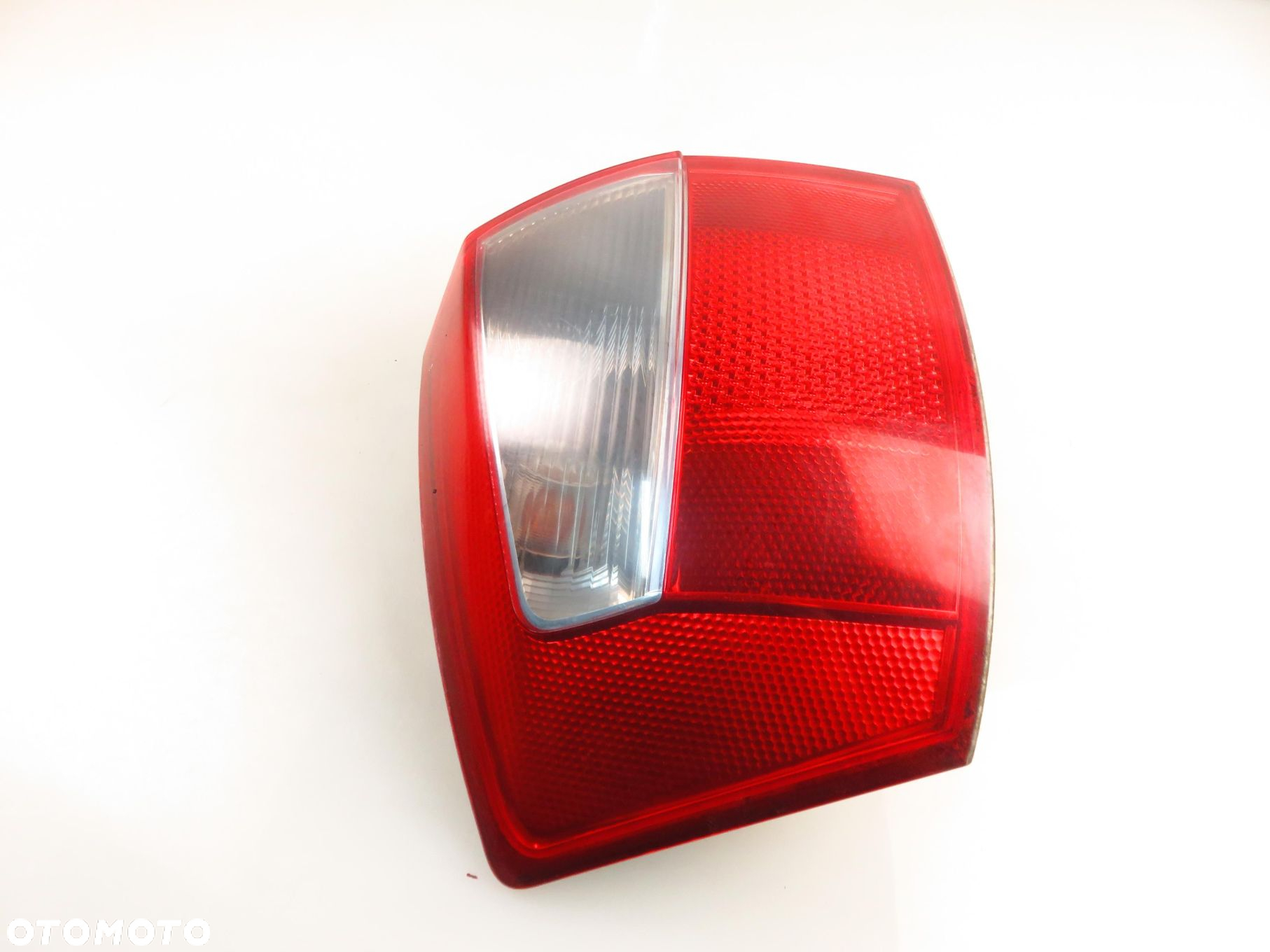 LAMPA LEWA TYLNA AUDI A4 B6 Sedan (8E2) 8E0945095C - 11