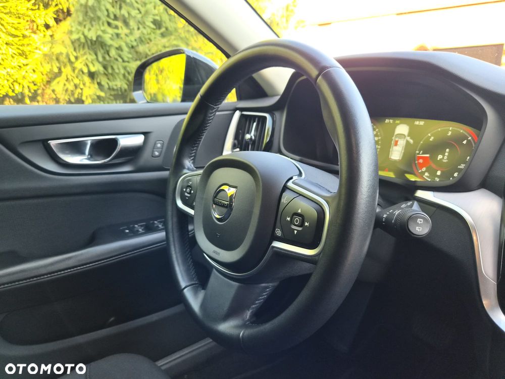 Volvo V60 B4 D Geartronic Momentum Pro - 6