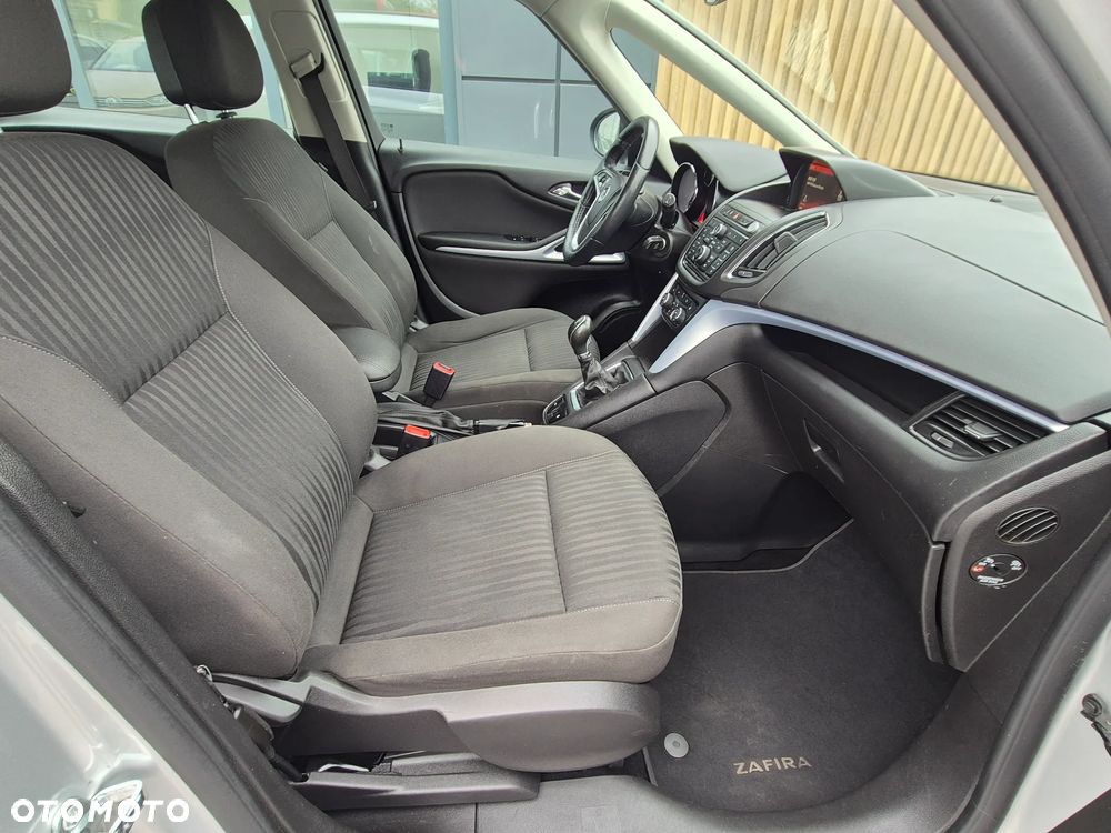 Opel Zafira Tourer 1.4 Turbo Business Innovation - 32
