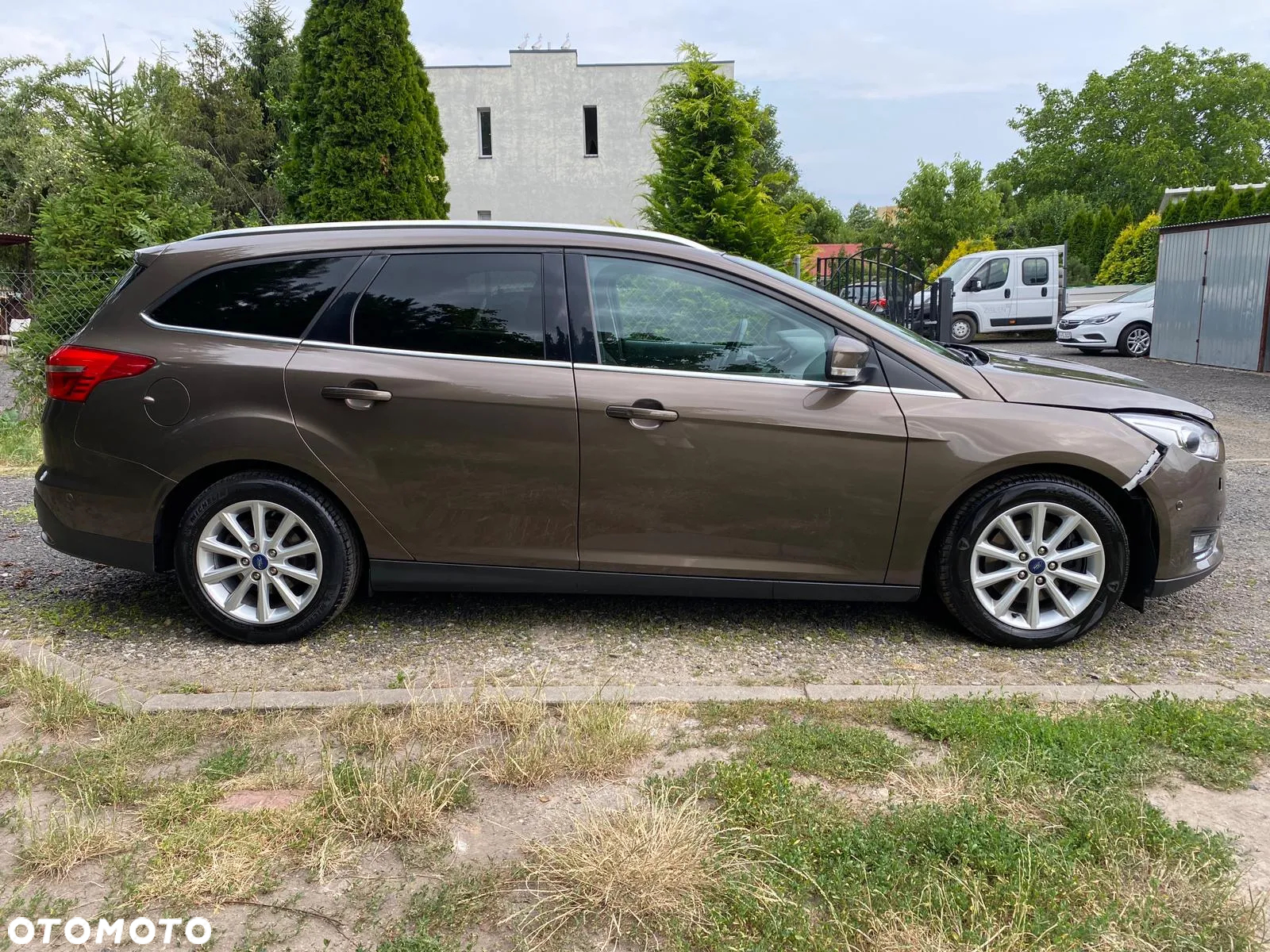 Ford Focus 1.5 EcoBoost Start-Stopp-System TITANIUM - 2