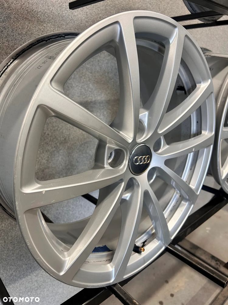 4 FELGI ALU. AUDI A6 4K0 17'' E7,5J ET36 NR: 4K0 601025 - 9