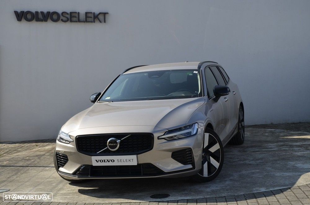 Volvo V60 2.0 T6 AWD TE Plus Dark - 1