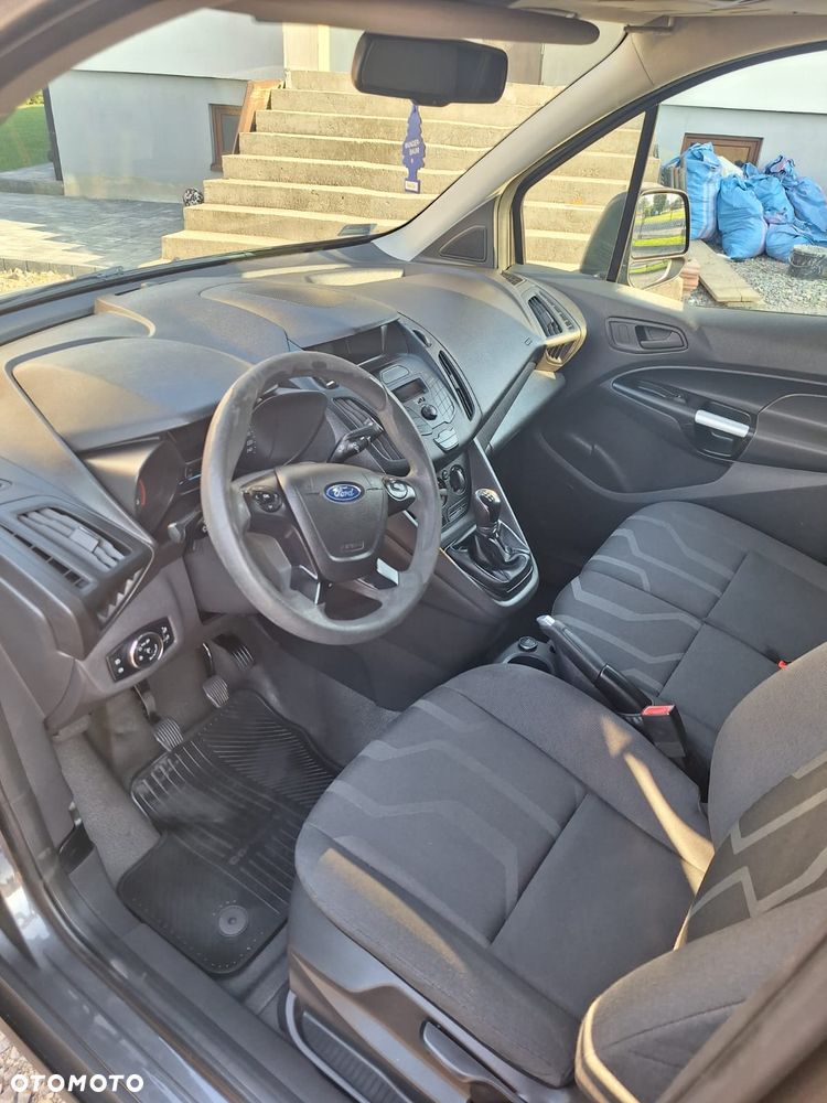 Ford Transit Connect - 13