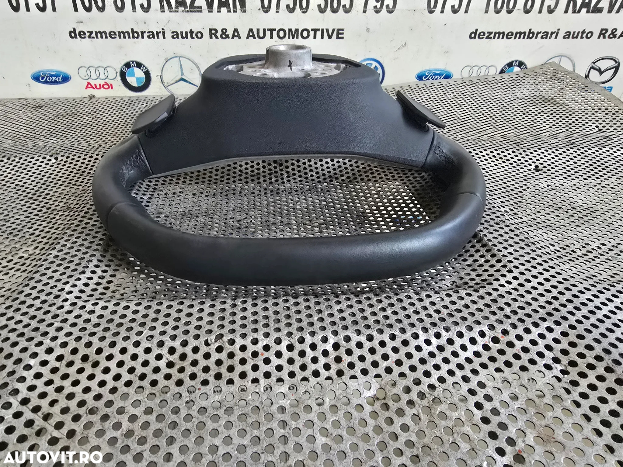 Volan Din Piele Cu Comenzi Audi Q4 E-Tron 2021-2025 Impecabil - 8