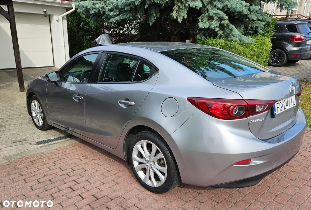 Mazda 3 - 3