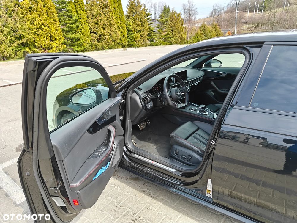 Audi A4 Limousine 2.0 TFSI quattro S tronic design - 12