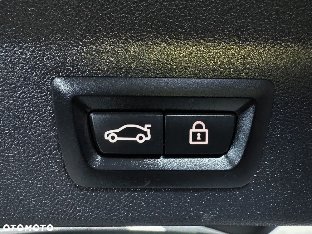 BMW X3 xDrive20d M Sport Edition - 32