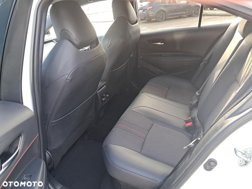 Toyota Corolla 1.8 Hybrid GR Sport Dynamic - 17