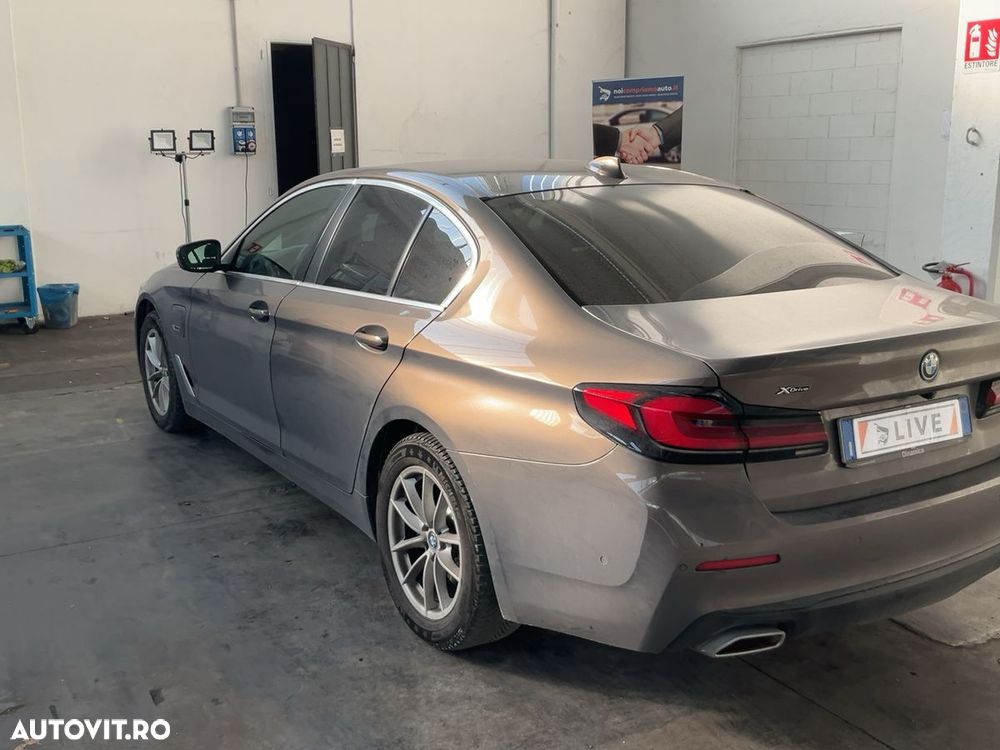 BMW Seria 5 530e xDrive Aut. - 4