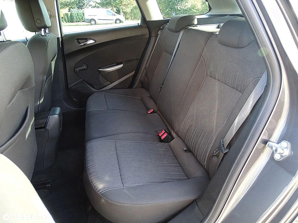 Opel Astra 1.4 Turbo Cosmo - 13