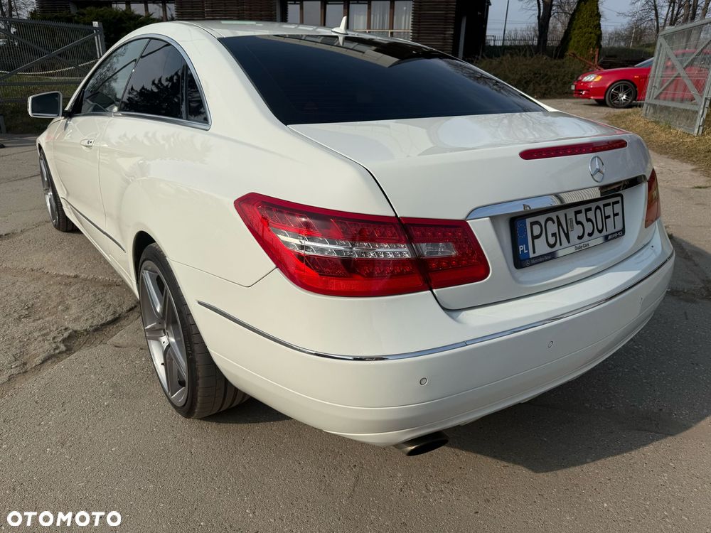 Mercedes-Benz Klasa E - 11