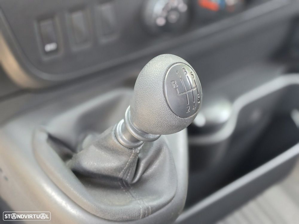 Renault Master 2.3 dCi L3H2 3.5T - 19