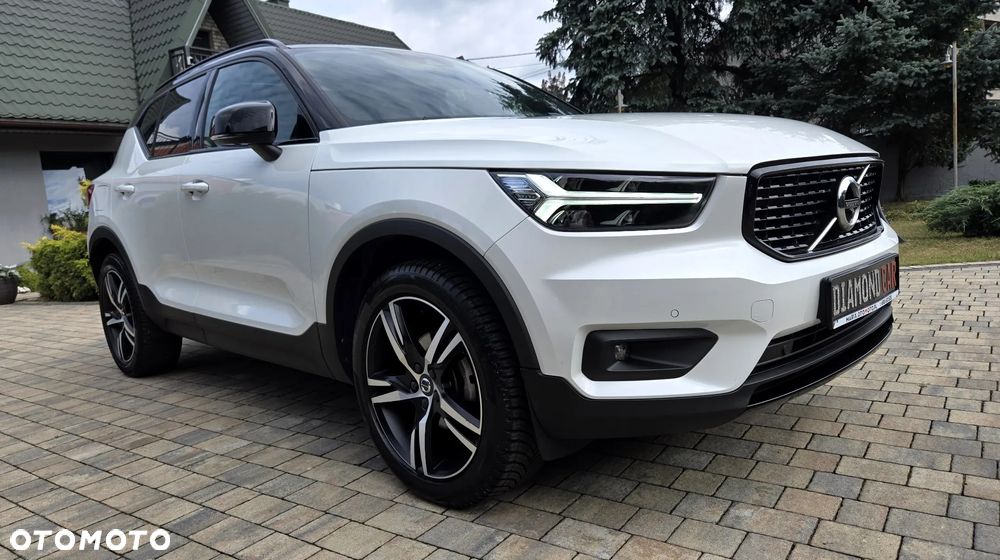 Volvo XC 40 T3 R-Design - 9