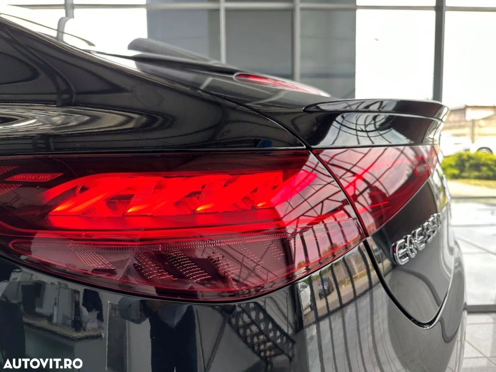 Mercedes-Benz EQE 350+ AMG Line - 10