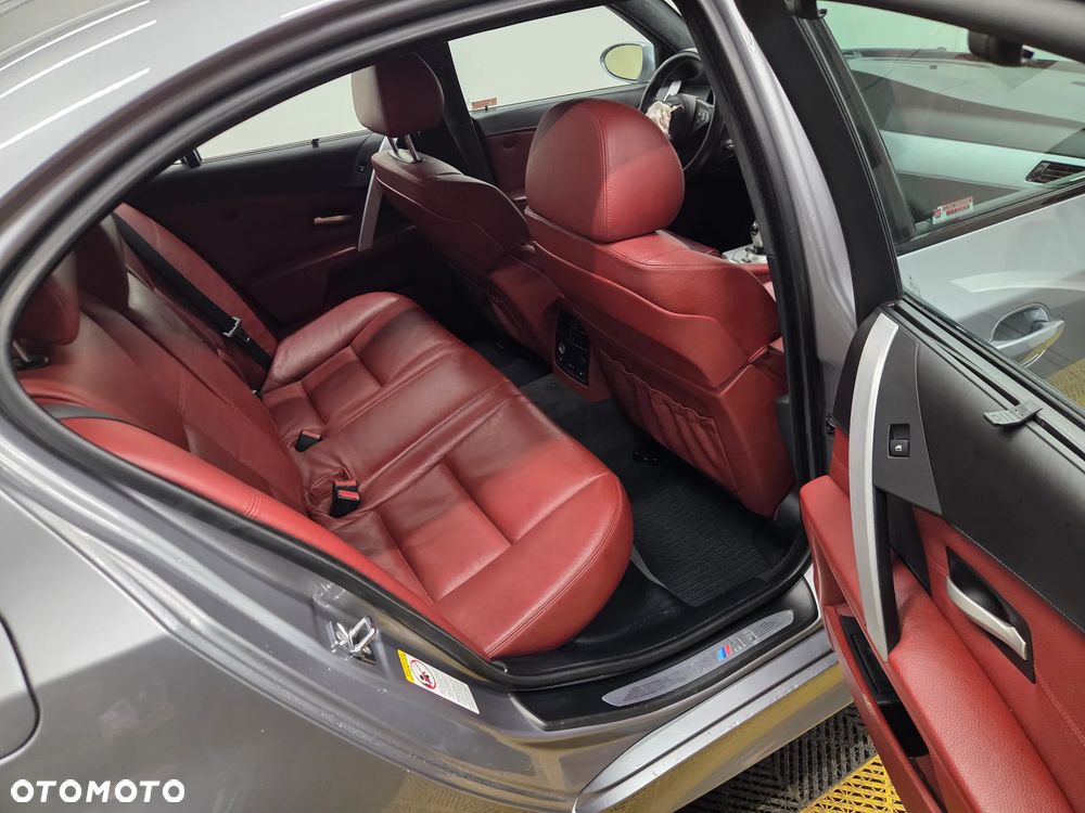 BMW M5 Standard - 15