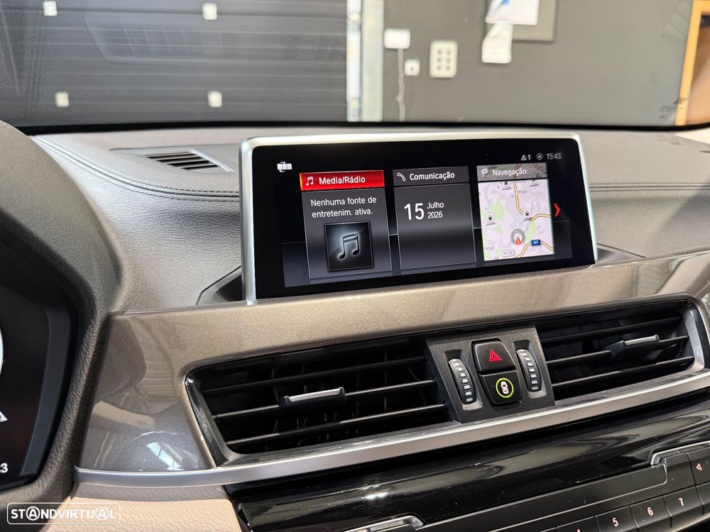 BMW X1 16 d sDrive Line xLine - 20