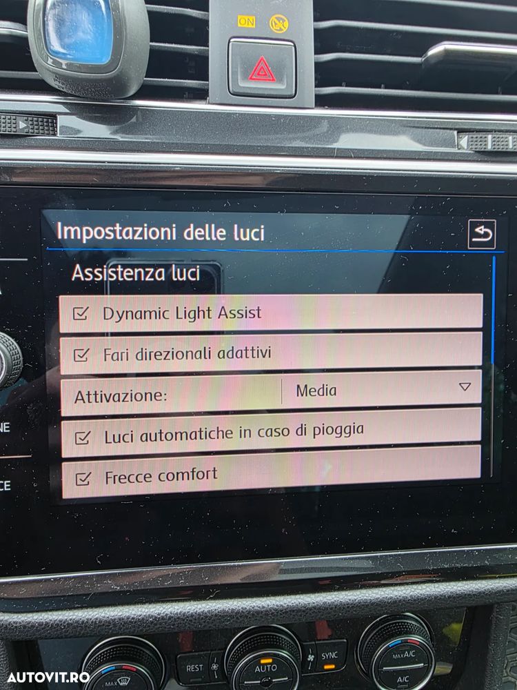 Volkswagen Tiguan 2.0 TDI 4Mot DSG Comfortline - 12