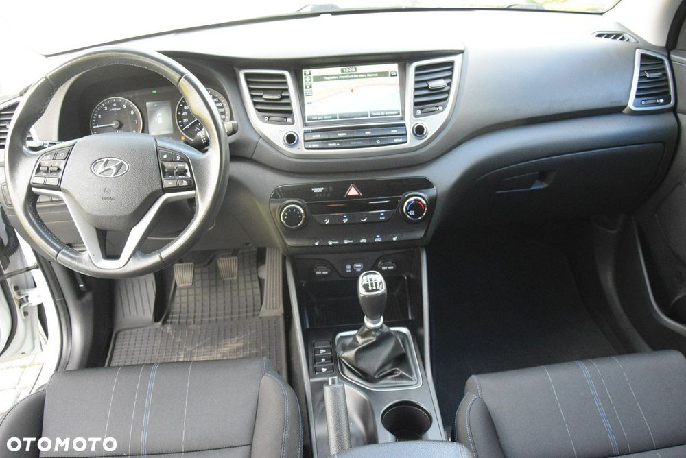 Hyundai Tucson blue 1.6 GDi 2WD Classic - 23