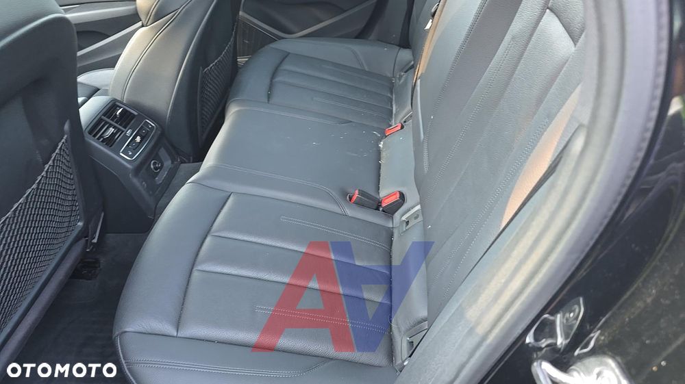 Audi A4 Limousine - 12