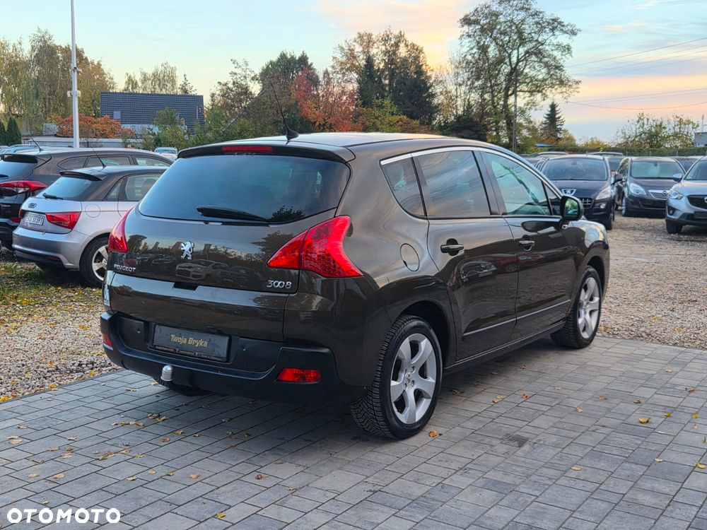 Peugeot 3008 1.6 Premium - 8