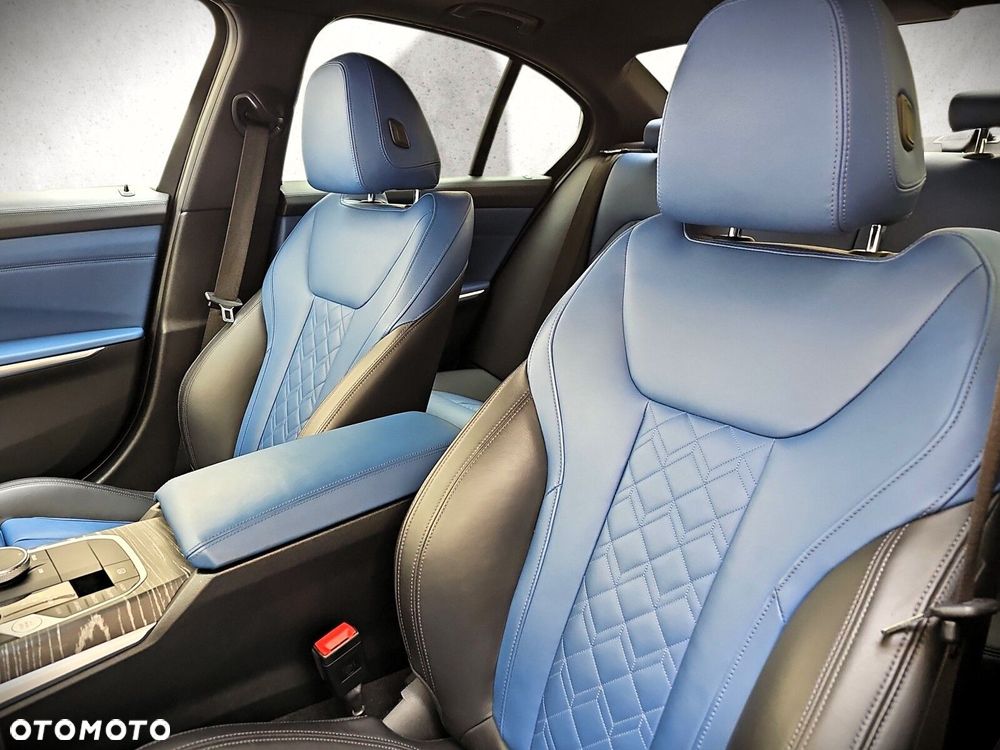 BMW Seria 3 - 12