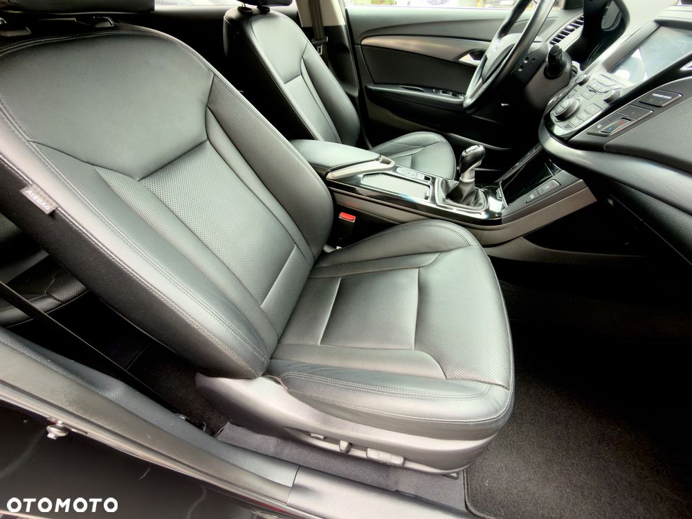Hyundai i40 2.0 GDI Premium - 25
