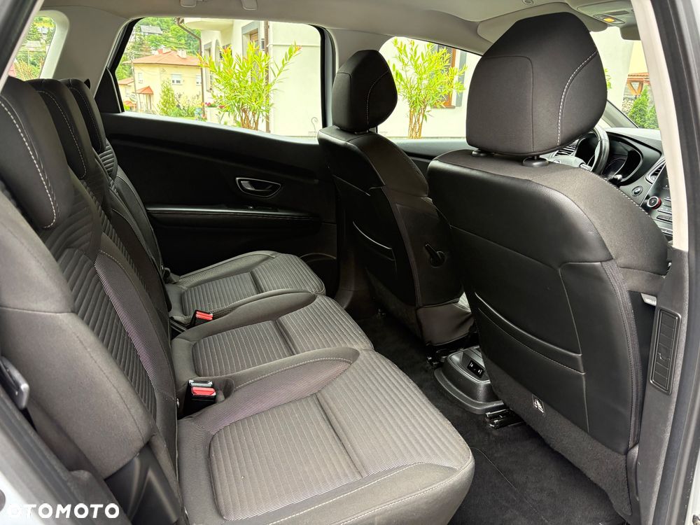 Renault Scenic - 10
