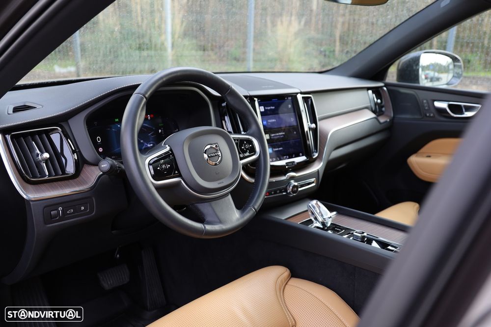 Volvo XC 60 2.0 T8 PHEV Inscription AWD - 13