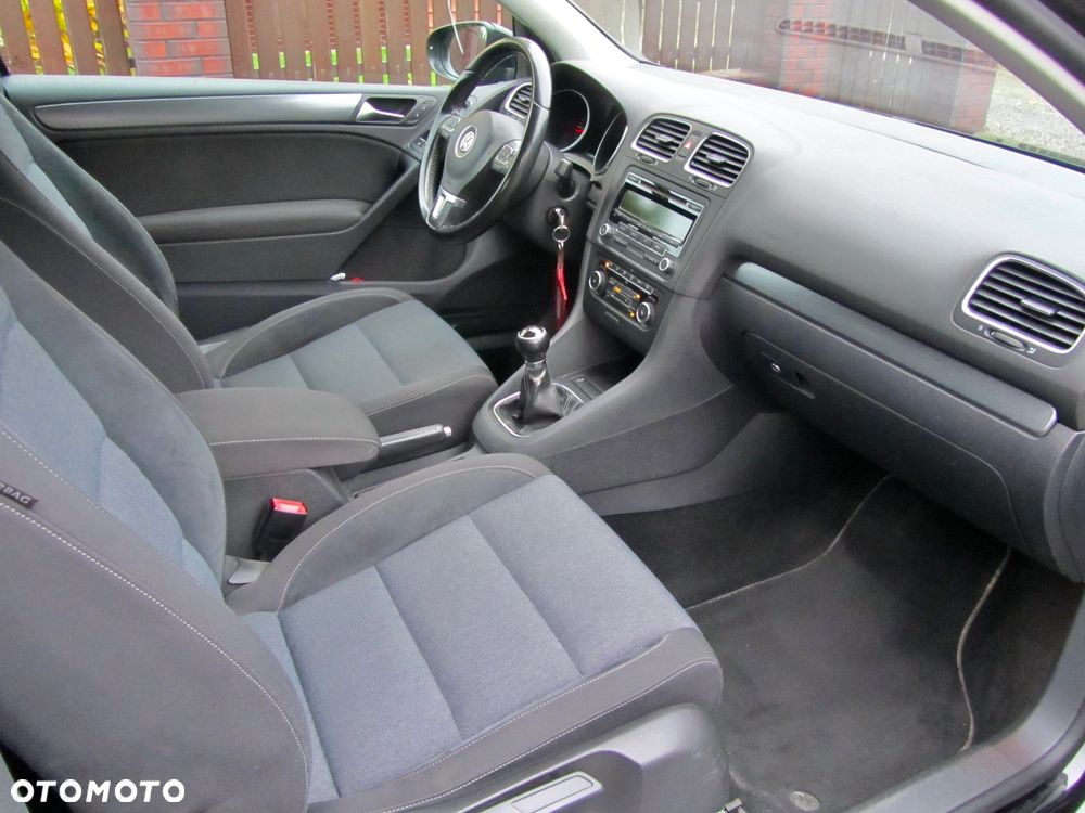 Volkswagen Golf - 12