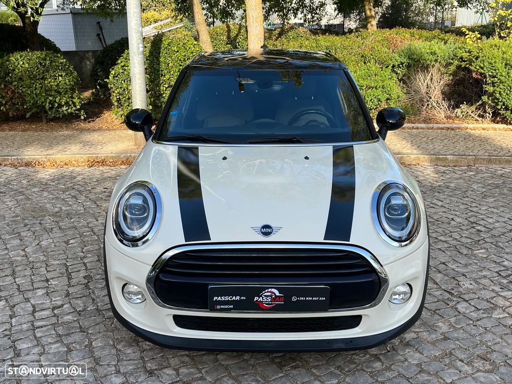MINI 5 Portas Cooper D Auto - 10