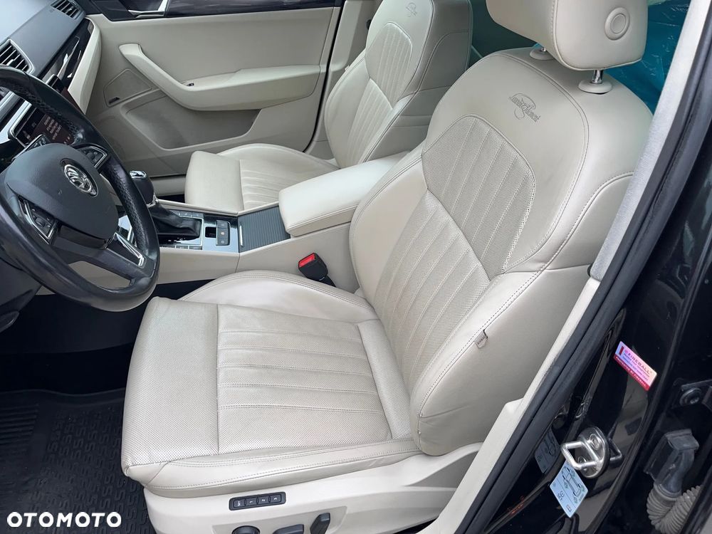 Skoda Superb 2.0 TDI SCR 4x4 L&K DSG - 8