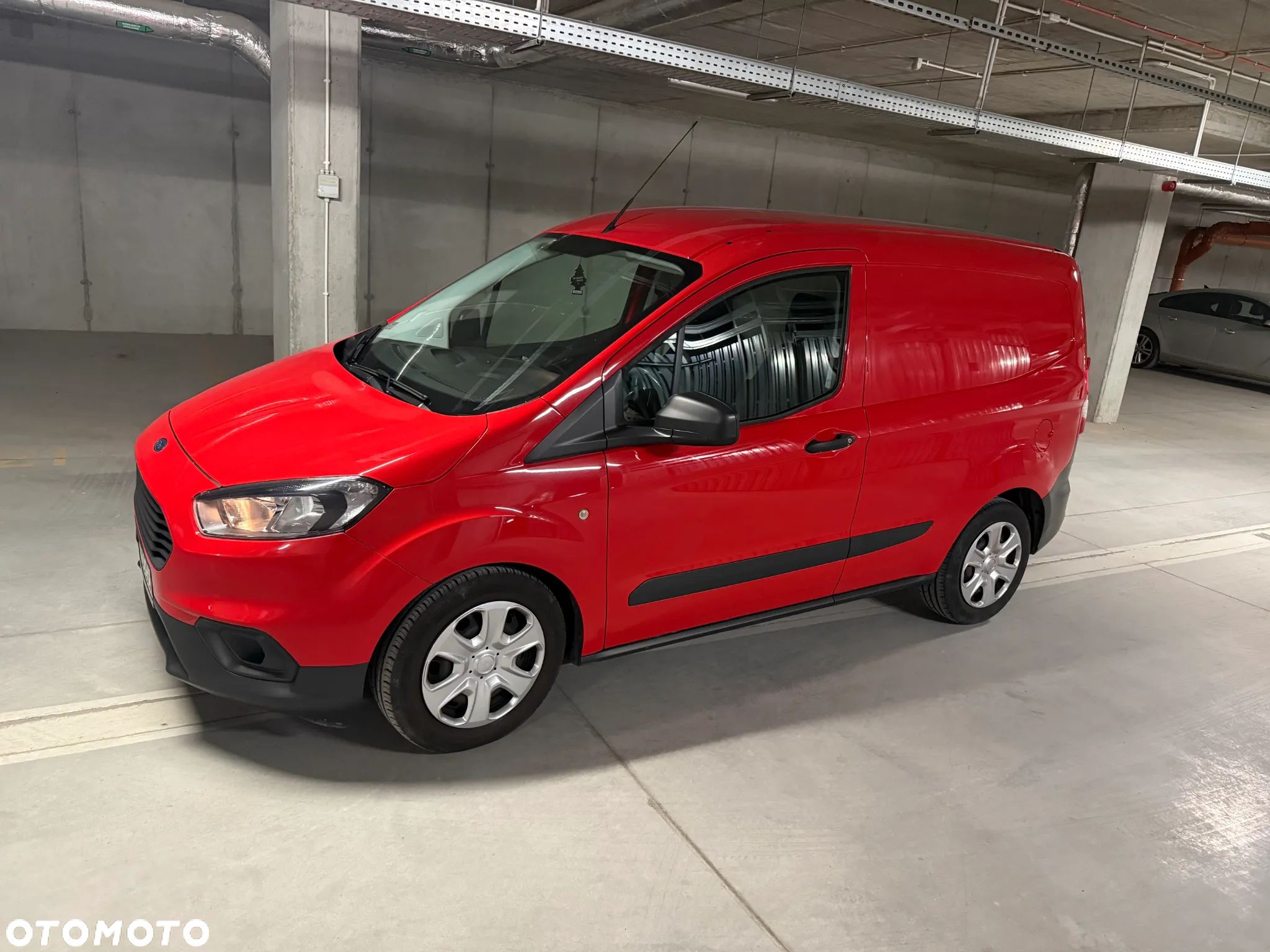 Ford Transit courier - 1