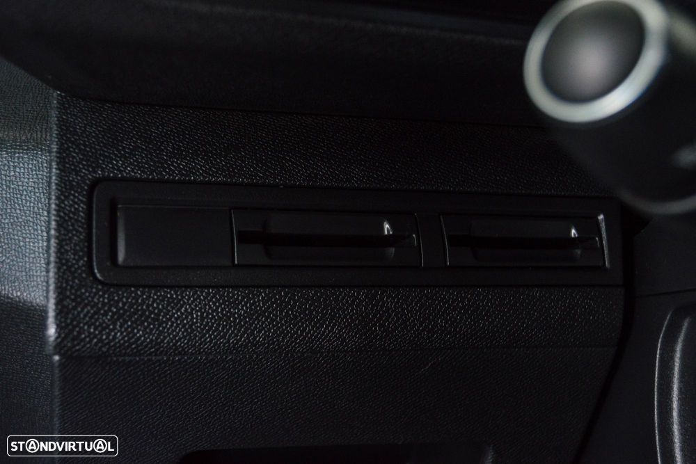 Peugeot 5008 1.5 BlueHDi GT Line EAT8 - 32