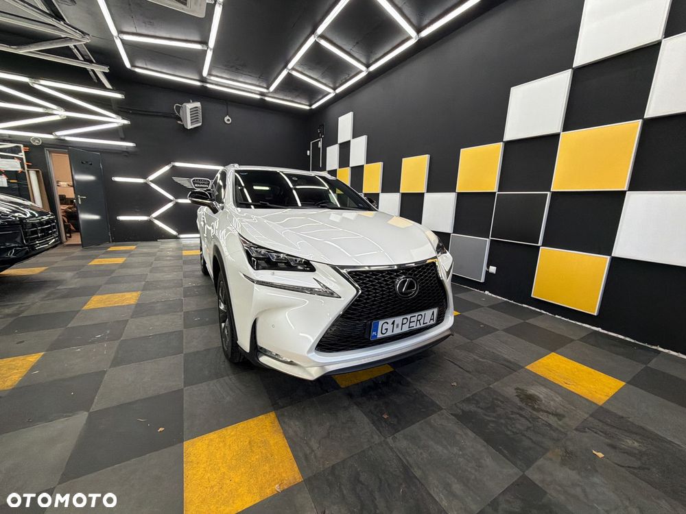 Lexus NX - 9