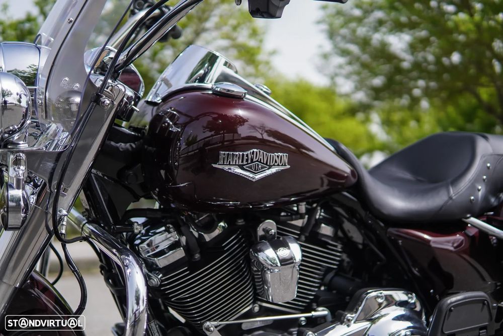 Harley-Davidson Road King Classic - 11