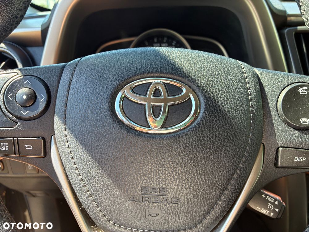 Toyota RAV4 - 18
