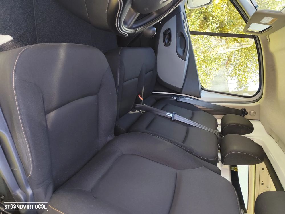 Renault Trafic L2 H1 - 12