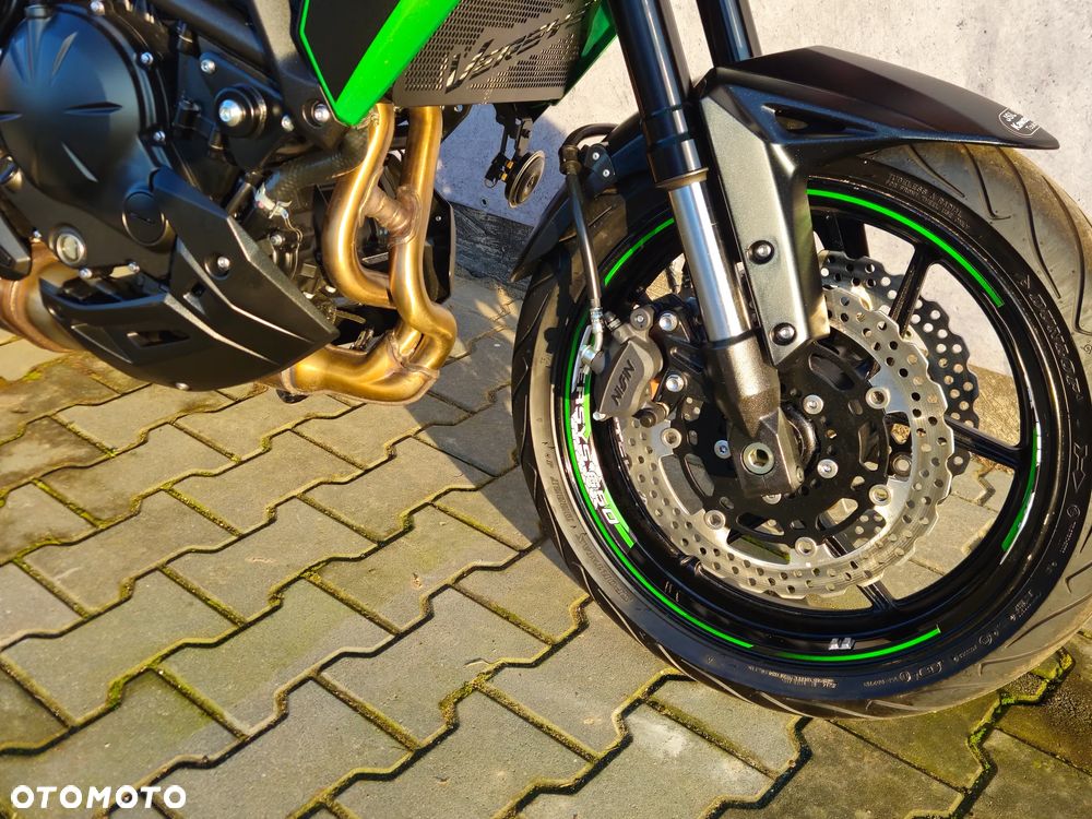 Kawasaki Versys 650 - 14