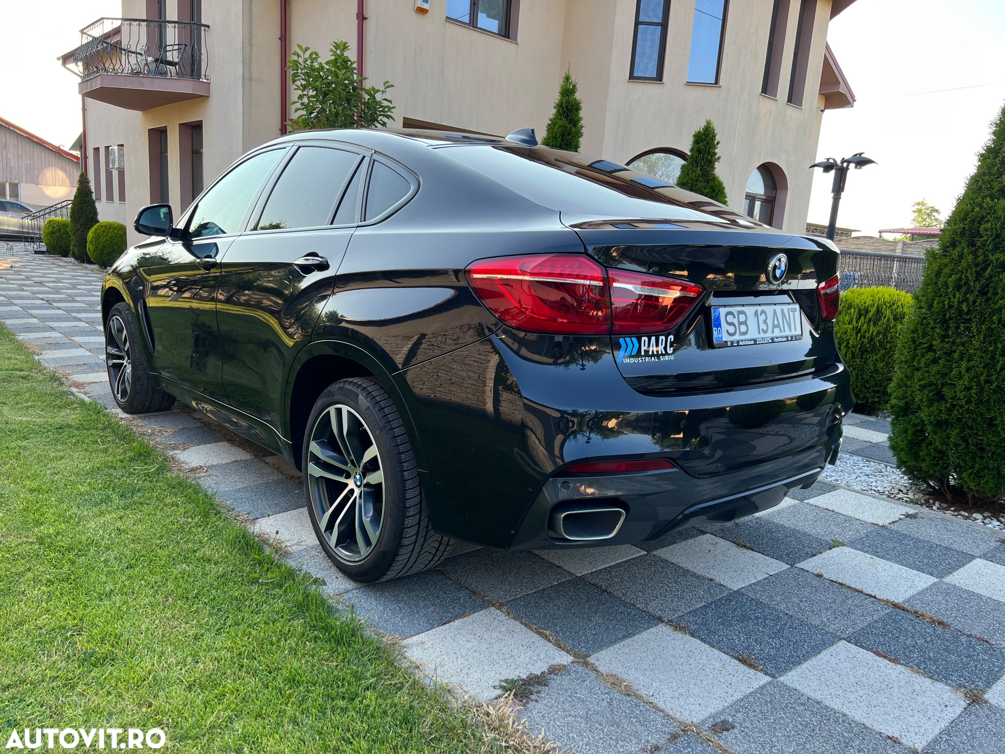 BMW X6 xDrive40d - 25