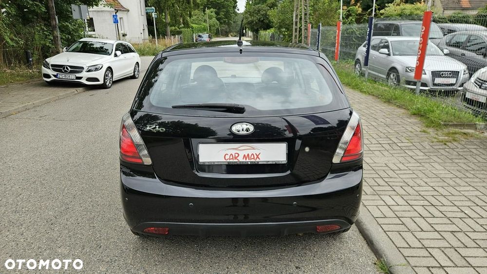 Kia Rio 1.4 Spirit - 11