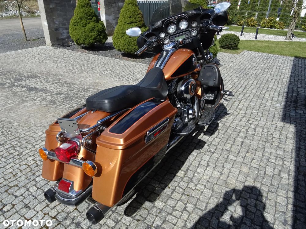 Harley-Davidson Touring Electra Glide - 12
