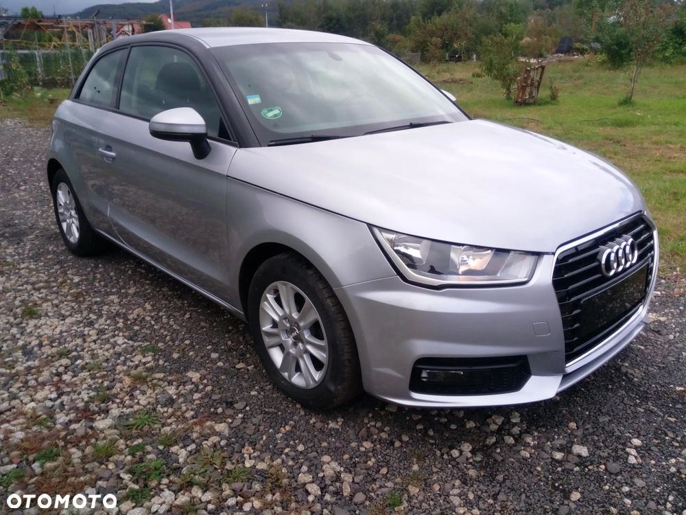 Audi A1 3-drzwiowe 1.6 TDI Ambition S tronic - 3