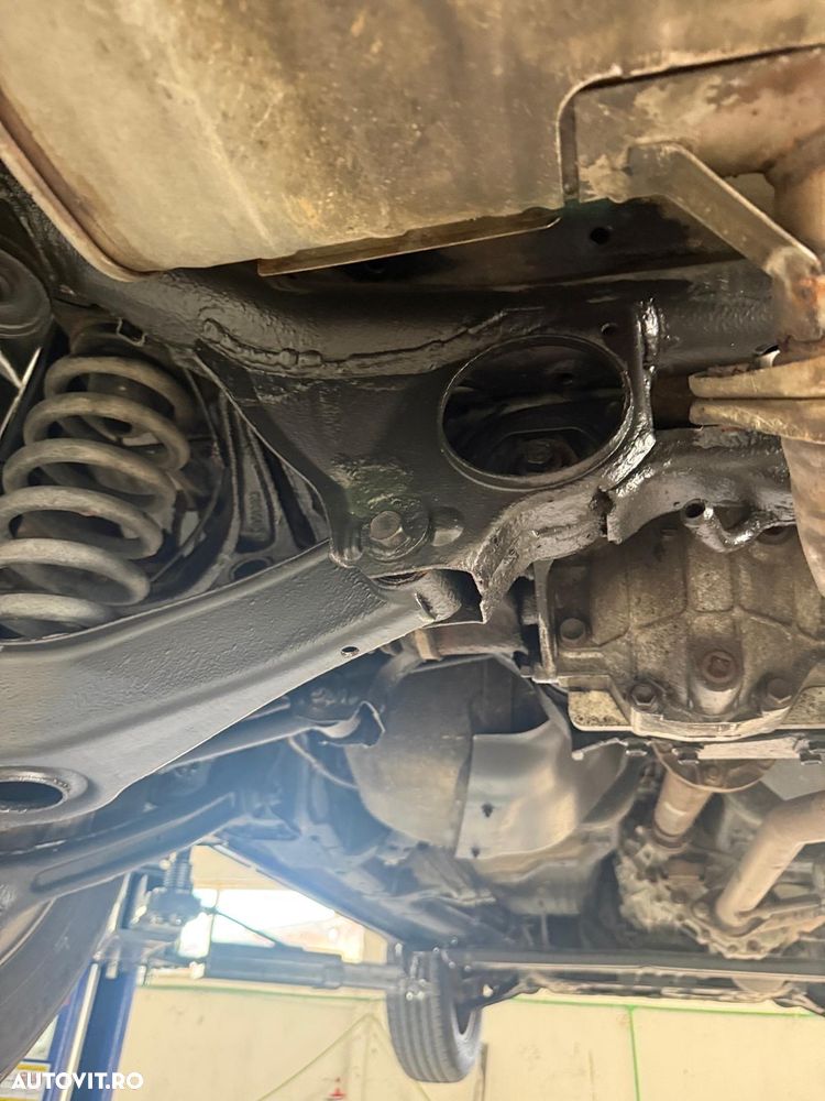 Suzuki Grand Vitara 1.9 DDiS Club DPF - 8