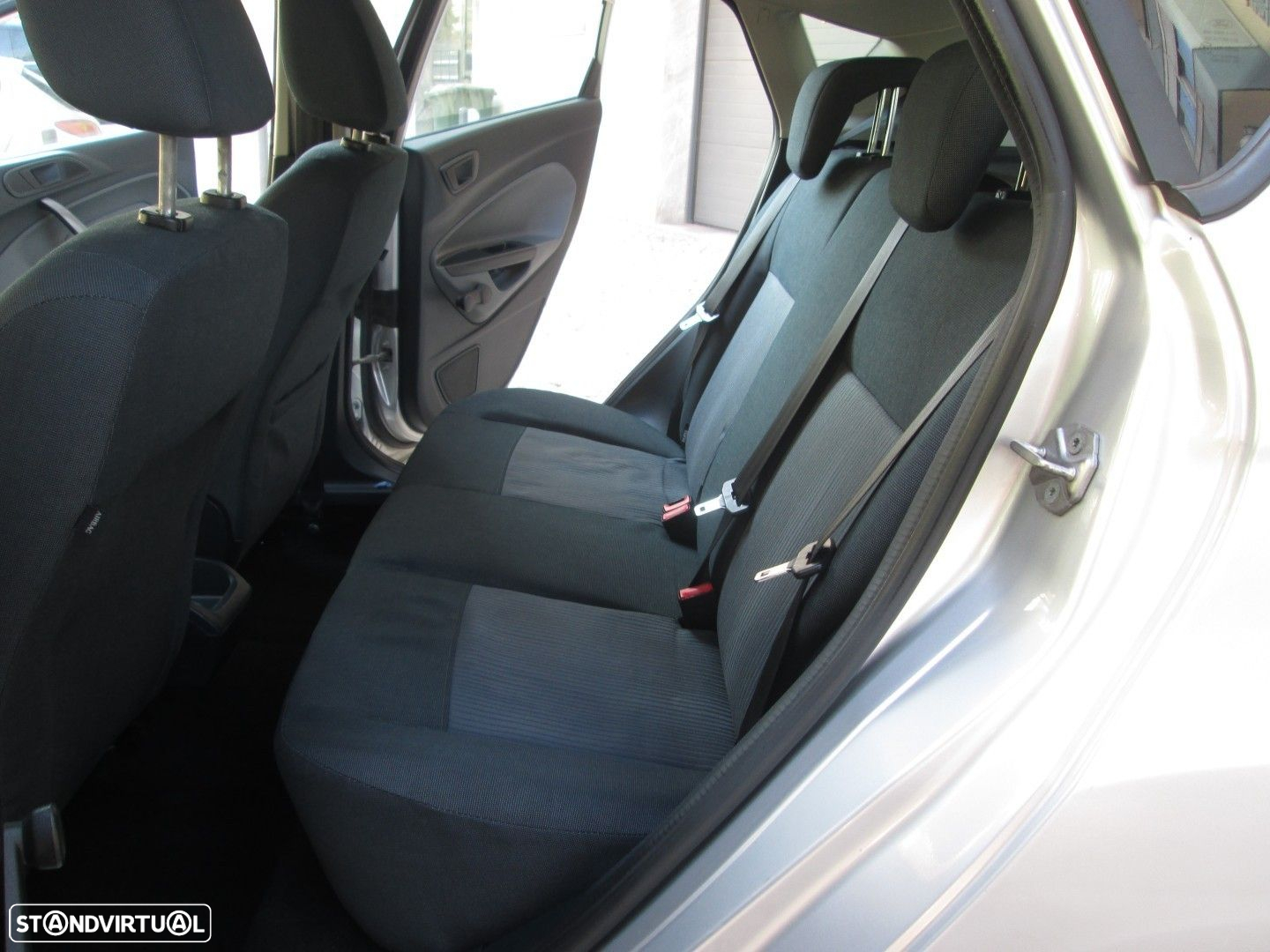Ford Fiesta 1.4 TDCi Trend - 13