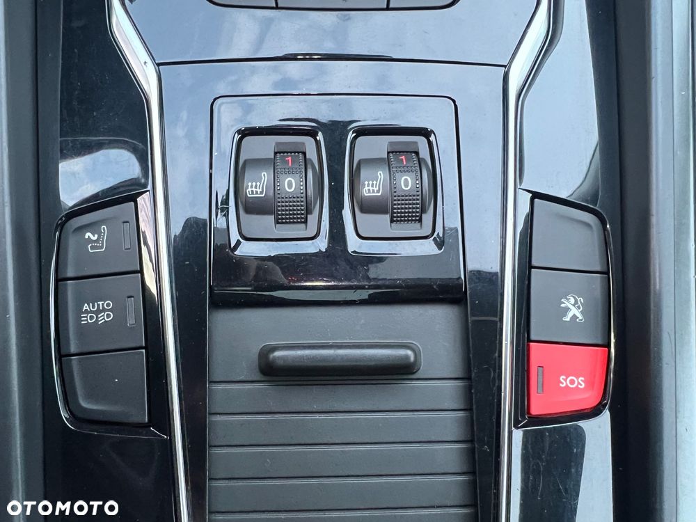 Peugeot 508 RXH BlueHDi 180 EAT6 Stop&Start - 34