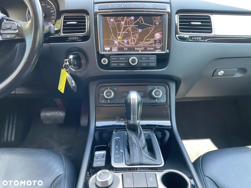 Volkswagen Touareg 3.0 V6 TDI Blue Motion DPF Automatik - 16