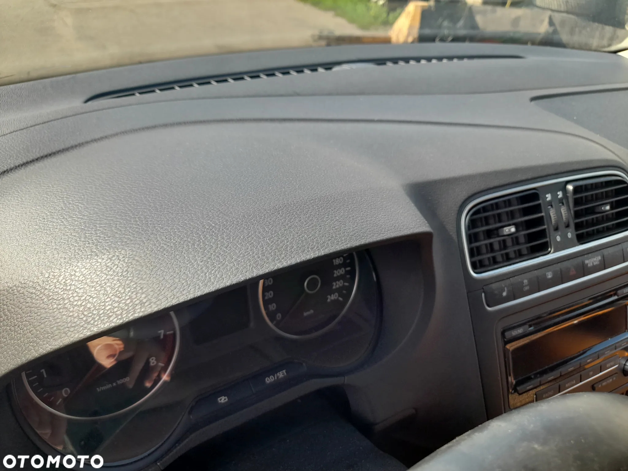 VW POLO V 6R PULPIT DESKA ROZDZIELCZA KONSOLA AIRBAG PASAŻERA - 4